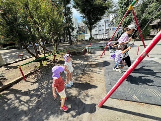 【みらい】Waiting in a line