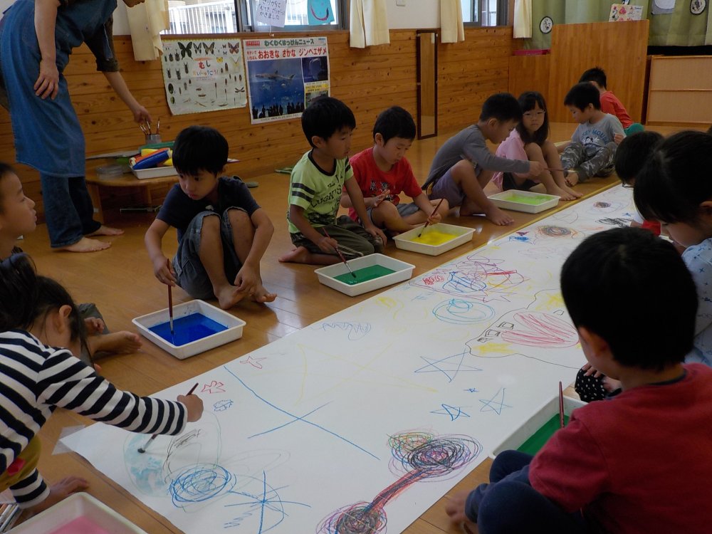 《わかば》　アートで表現する事を楽しみました。