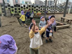 【きらり】パラシュートを作ってあそんだよ！